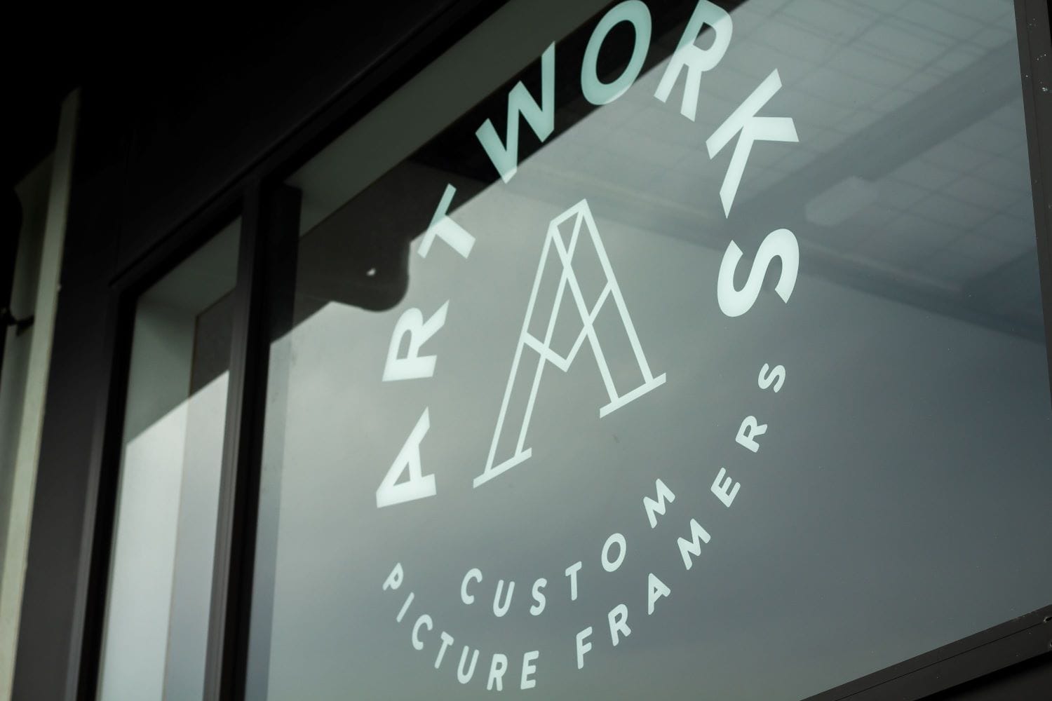 exterior-photo-of-art-works-custom-picture-framers