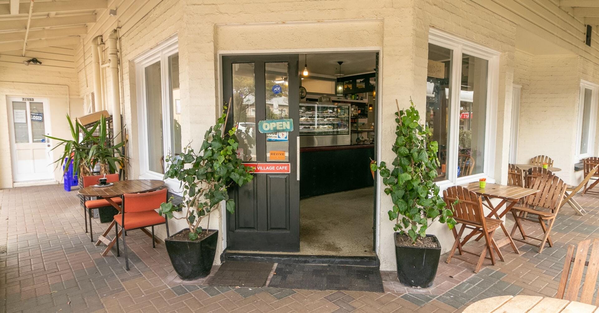 exterior-photo-of-marsden-village-cafe