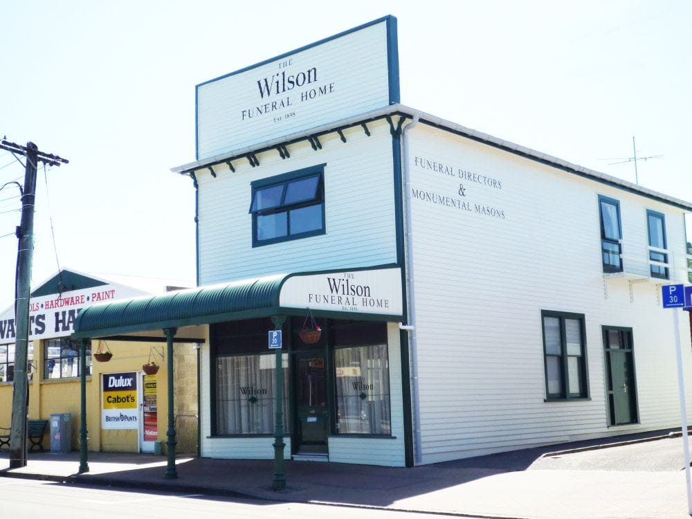 exterior-photo-of-the-wilson-funeral-home